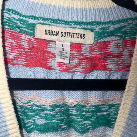 Urban Outfitters Sweater Vest - Picture 3 of 4